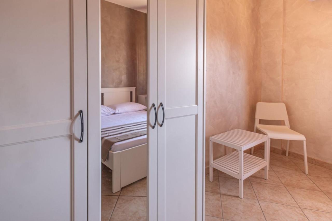 Alloggio Alfa - Central Apartment Civitavecchia Exterior foto